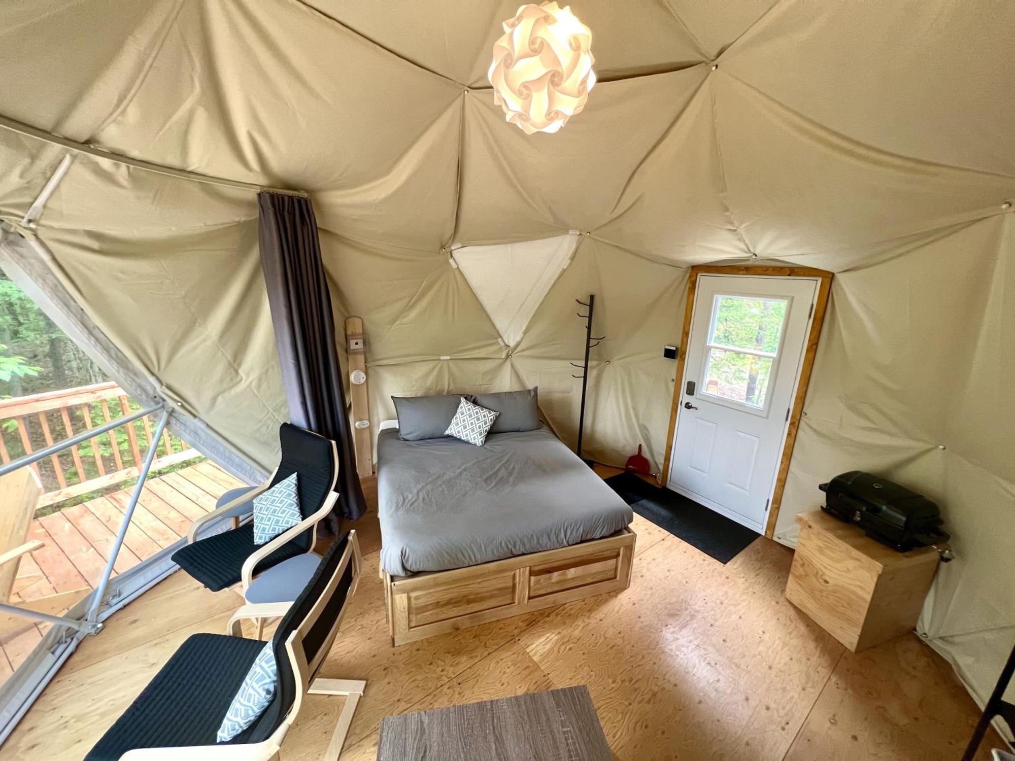 Holiday home Vallee Jeunesse Quebec